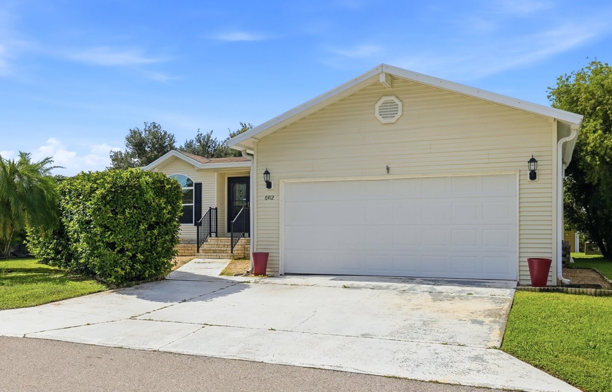 6412 Wakefiled Lane, Sarasota