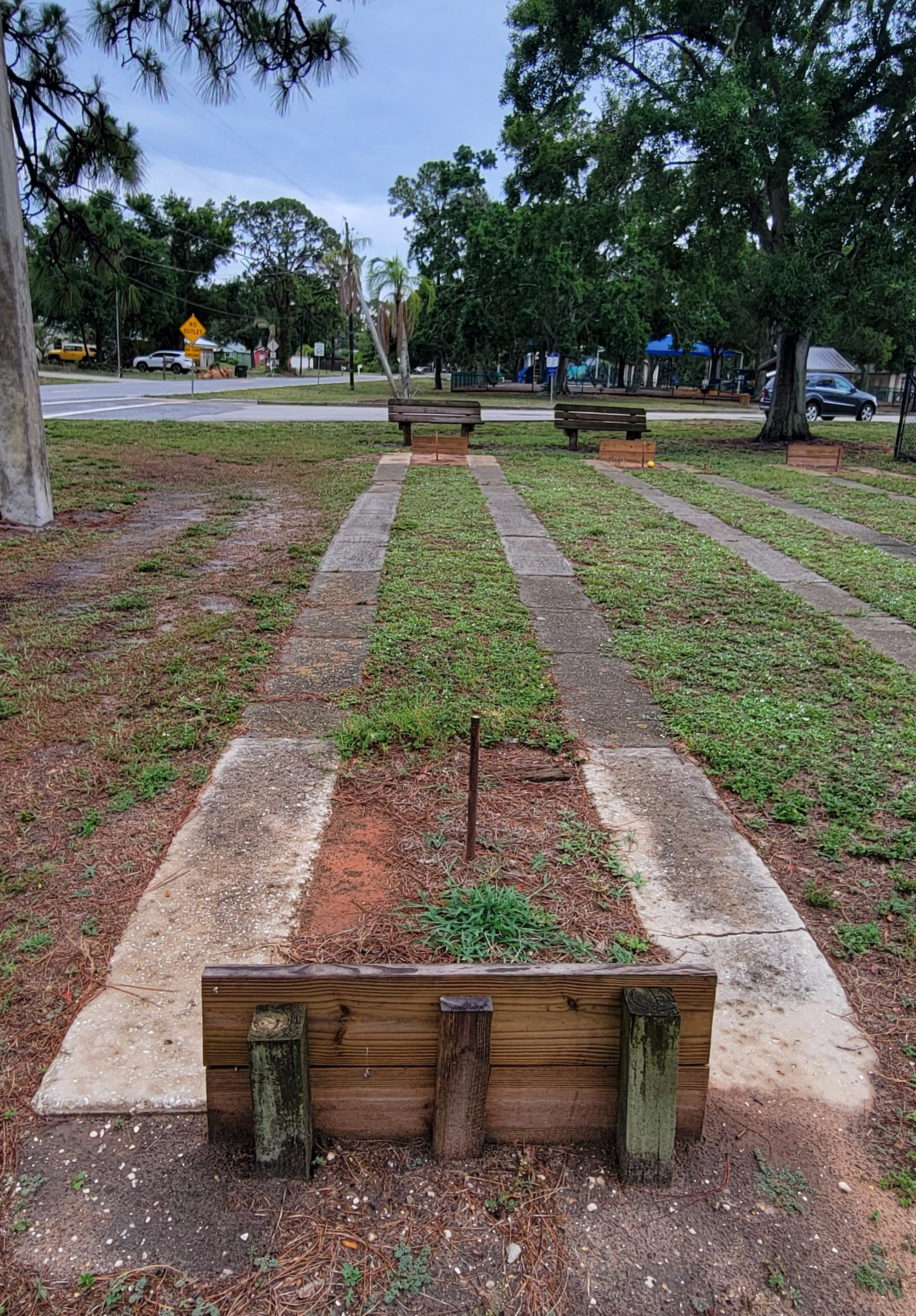 Bee Ridge Park Horseshoes Area in Sarasota